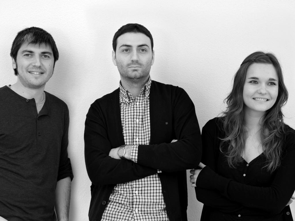 José, Carlos y Paula, integrantes del estudio ENBLANC de VALENCIA diseñadores y expertos en imagen gráfica